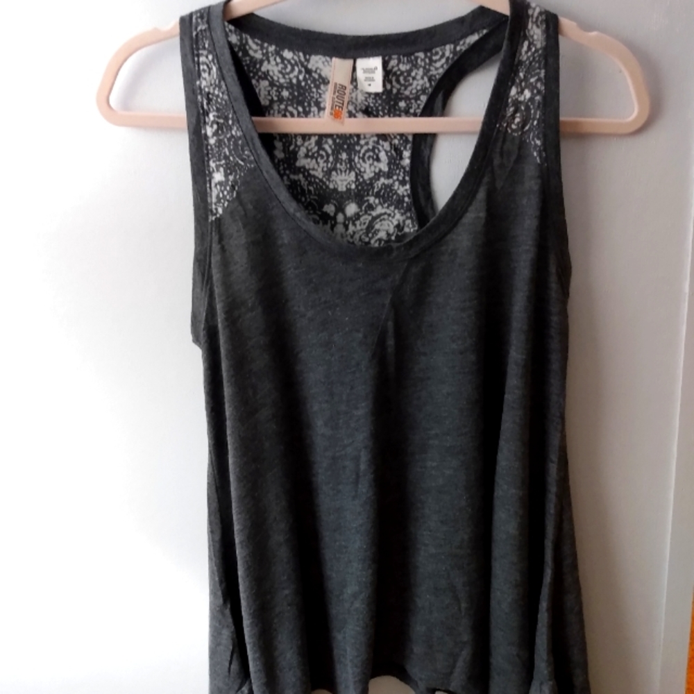 Women's, flowy tank top, Route 66. Size Medium, Gray, razorback.